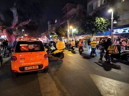 قتلى وجرحى في عملية إطلاق نار بخمس مناطق في "تل أبيب"